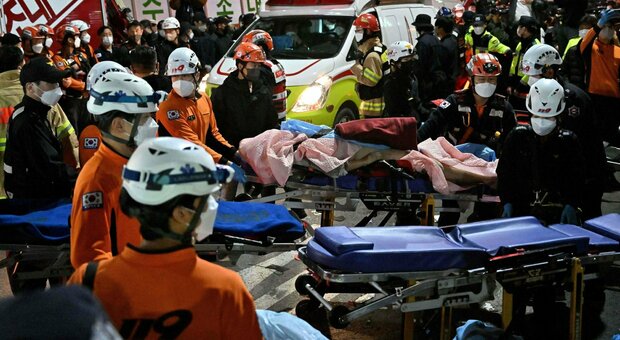 Seul, 153 morti nella calca della festa di Halloween. «Ci calpestavamo»