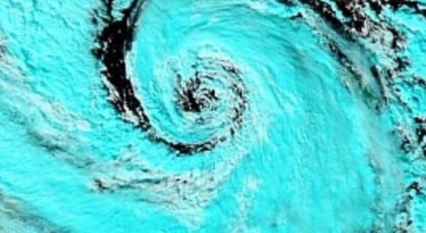 Meteo, sull'Italia arriva il ciclone Medicane: porta maltempo, gelo e neve