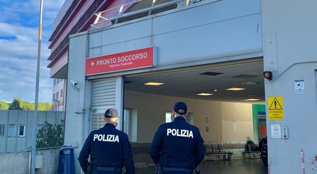 Perugia, follia in strada: 8 coltellate dopo una lite da traffico