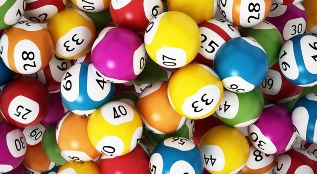 Estrazioni del Lotto 29 luglio. Superenalotto, nessun 6 né 5+, jackpot record a 77,7 milioni