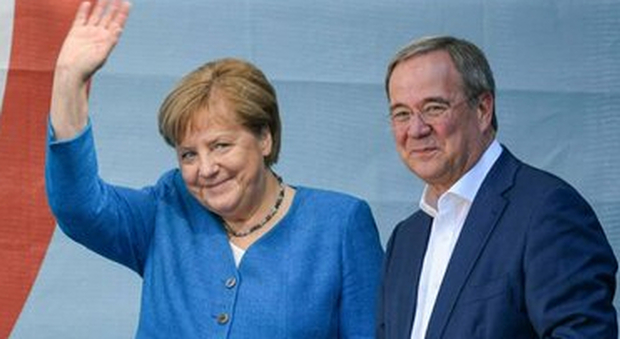 Germania, dopo 16 anni si chiude l'era Merkel. Scholz e l'Spd avanti di un soffio sul Cdu