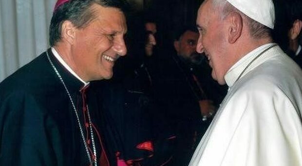 Il cardinale Grech spedito dal Papa alla Cei per ammansire la fronda: «Troviamo soluzioni condivise»