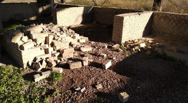 Danni alla villa romana di Ponticelli: riapertura per rispondere ai vandali