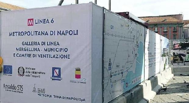 Metropolitana di Napoli, il Comune punta a evitare il duello bis sulle grate al Plebiscito