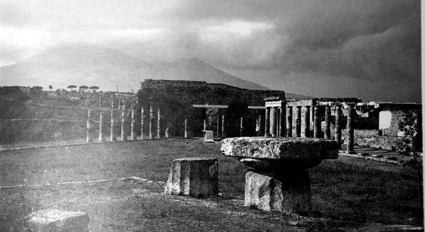 «#ThrowBackThursday. Pompei. Il Tempio Dorico nel 1907»