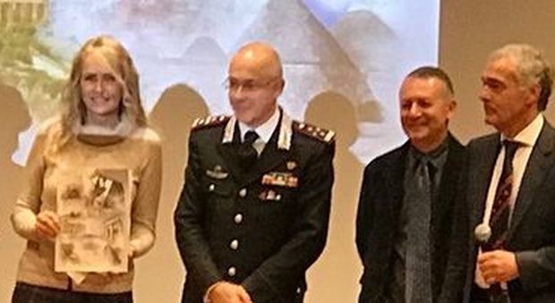 Carabinieri, presentato il calendario 2019. Il generale Nistri: «E' lo specchio dell'anima del Paese»