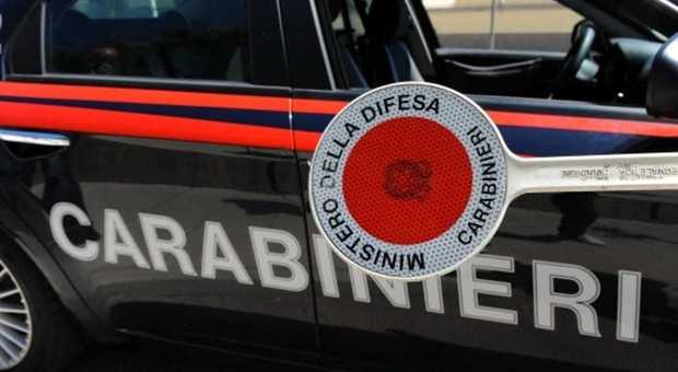 Napoli, tenta la fuga dopo l’alt dei carabinieri: 20enne arrestato