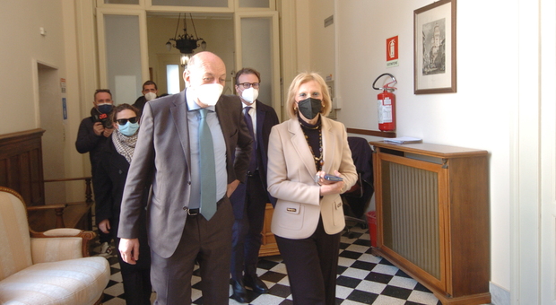 Il vice ministro Gilberto Pichetto Fratin con il prefetto Carolina Bellantoni