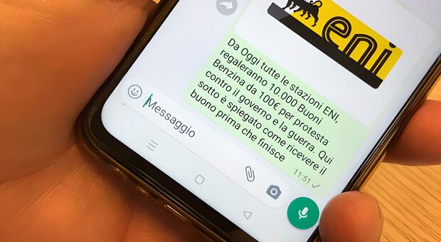 Il testo del messaggio del buono benzina su WhatsApp