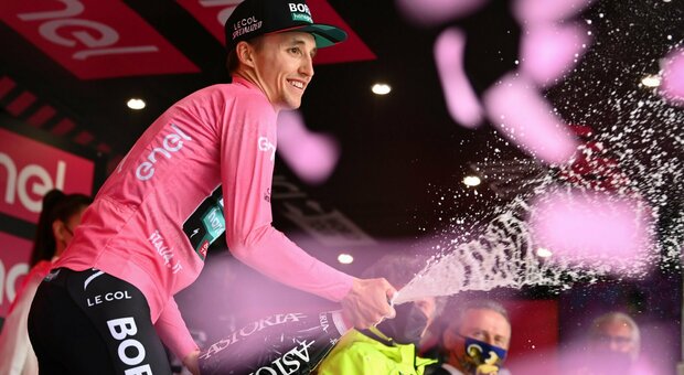 Jai Hindley ha vinto a Verona il Giro d'Italia, Carapaz secondo. Crono a Sobrero. L'albo d'oro