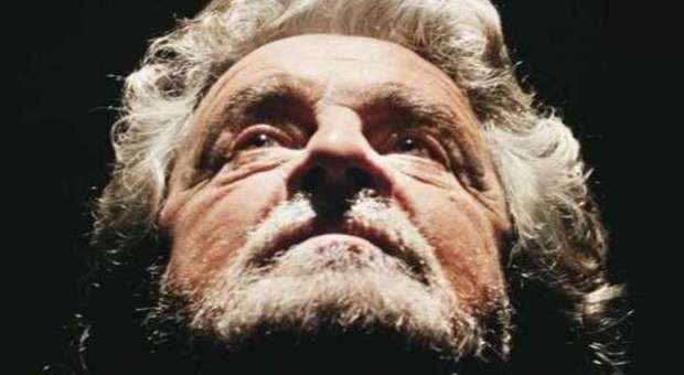 Beppe Grillo arriva al Palalottomatica: ​stasera appuntamento con lo show-comizio