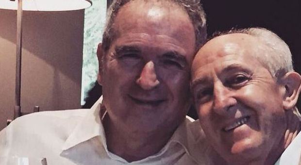 Lamberto Sposini su Instagram con il chirurgo che gli ha salvato la vita: "Gli devo molto"