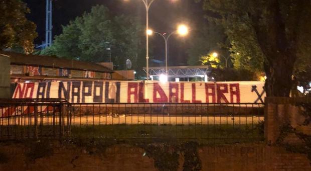 La contestazione a Bologna: «No al Napoli al Dall'Ara»