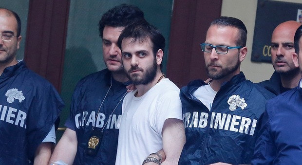 Napoli, faida per la droga: condannati 49 tra boss, gregari e pentiti