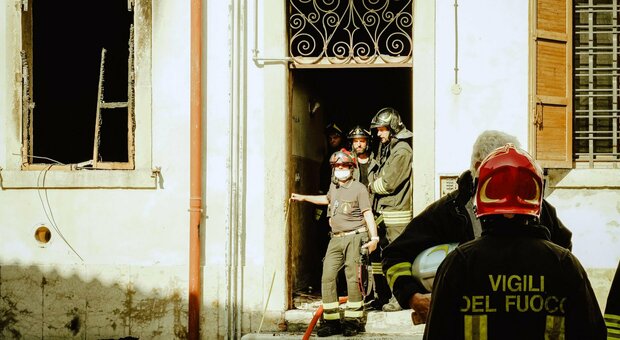 Esplosione in un palazzo a Verona, due feriti di cui uno grave