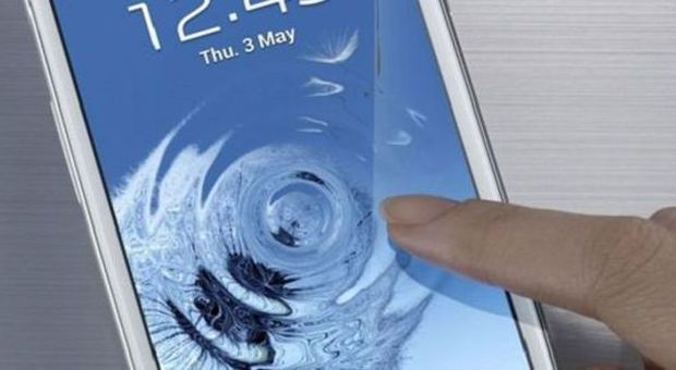 Samsung brevetta un display trasparente e migliora i dispositivi
