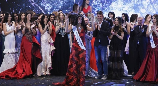 Nunzia Amato, 21 anni, di San Gennaro Vesuviano, eletta Miss Mondo Italia 2018