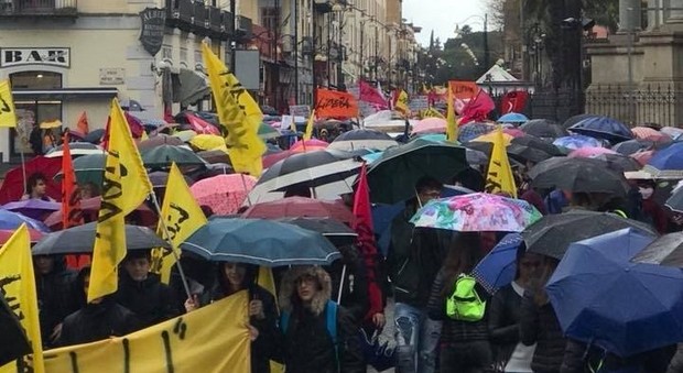 Pompei, la pioggia non ferma la marcia di Libera contro la camorra