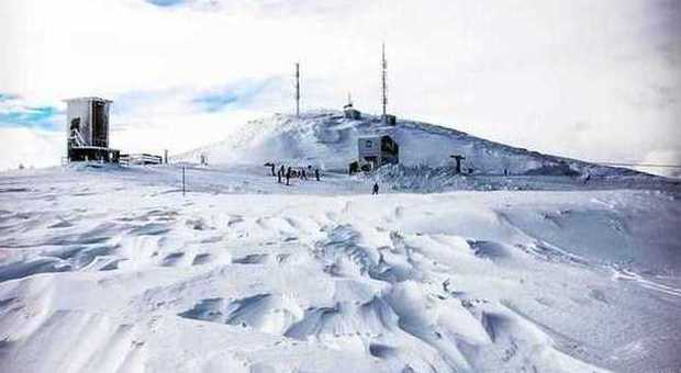 Altri 30 centimetri di neve e incidenti a monte Piselli