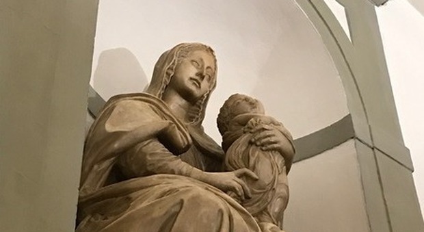 «La Madonna piange»: scoppia il caso in una chiesa del materano e la Curia reagisce così