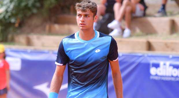 Flavio Cobolli, chi è il tennista romano (amico di Bove) entrato nella top 100 ATP