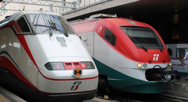 Coronavirus, i protocolli di Trenitalia e Italo per i passeggeri: misure e iniziative