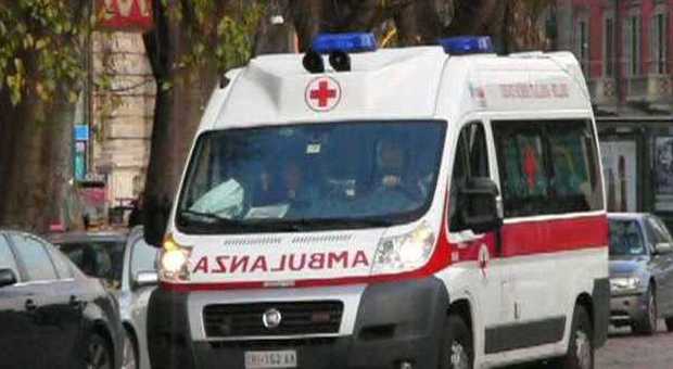 Schianto a Brescia, due morti tra cui un bambino: il conducente era in fuga su un'auto rubata