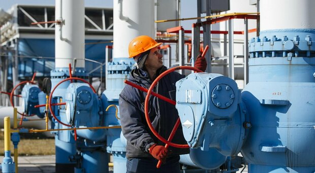 Energia, Cingolani: «Il blocco del gas russo ora non creerebbe problemi, nessun rischio per le forniture»