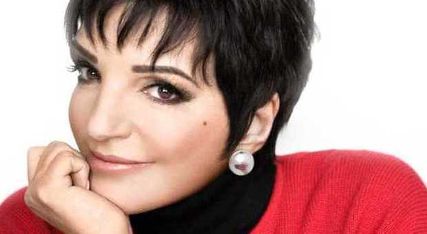 Paura per Liza Minnelli: ricoverata in ospedale: ​deve disintossicarsi dall'alcol