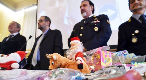 Milano, allarme giocattoli falsi per Natale: in due anni sequestrati oltre 100 mila pezzi