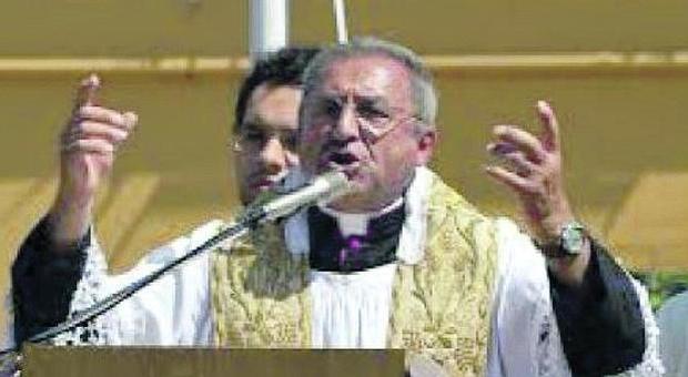 L'omelia sovranista del parroco anti-migranti nel Frusinate, il vescovo lo sconfessa