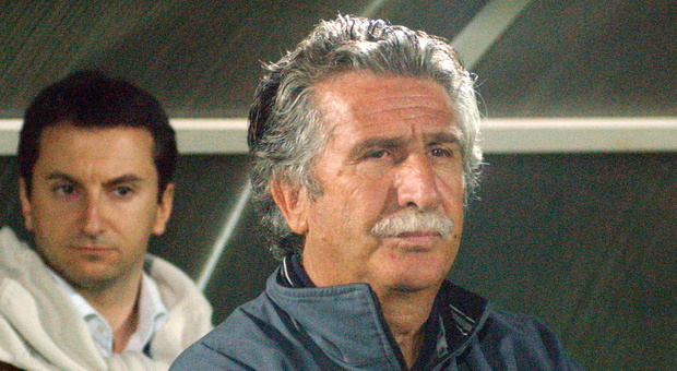 Pescara, morto l'ex calciatore e mister Claudio Tobia. Il decesso nel giorno dell'ottantesimo compleanno