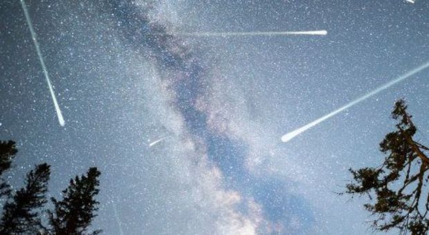 Asteroide sul cielo del Nord Italia, scia luminosa dalla Corsica alla Croazia