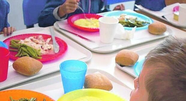 Blitz nelle mense scolastiche denunciata ditta di catering