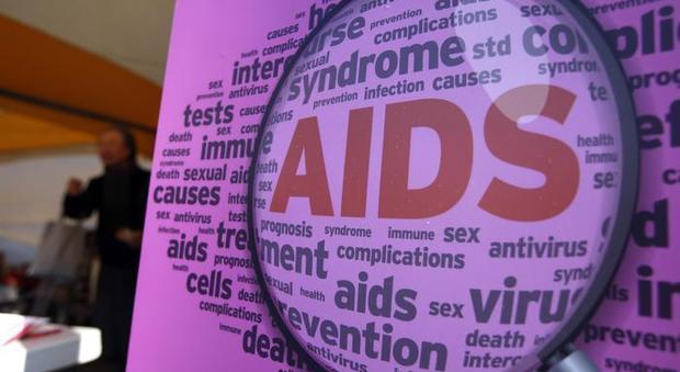Aids, allarme dell'Oms: in Europa 122mila sieropositivi: uno su 7 non sa di esserlo