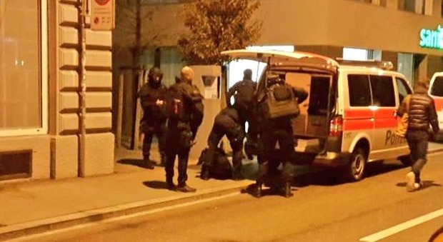 Zurigo, sparatoria al centro islamico: almeno tre persone ferite
