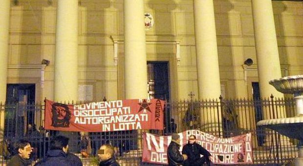 Acerra, occupò il Duomo 6 anni fa: vedova disoccupata condannata e arrestata