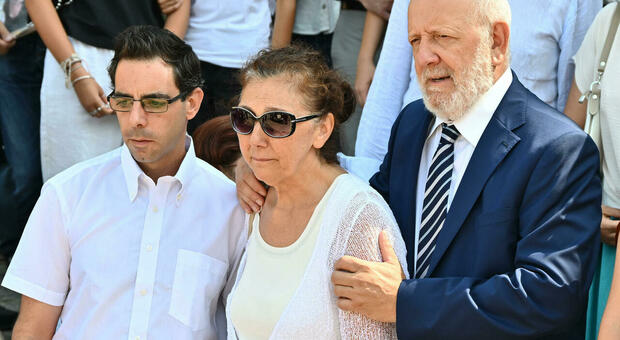 Sharon Verzeni, il compagno Sergio Ruocco: «Forse l'ha uccisa un cliente del bar. Scientology? Mi sembravano brave persone»