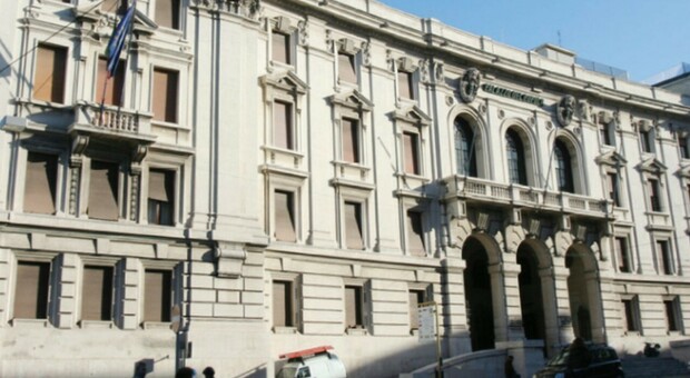 Commissione infuocata, scontro Toccaceli-Zinni: «Gli uffici non si parlano»