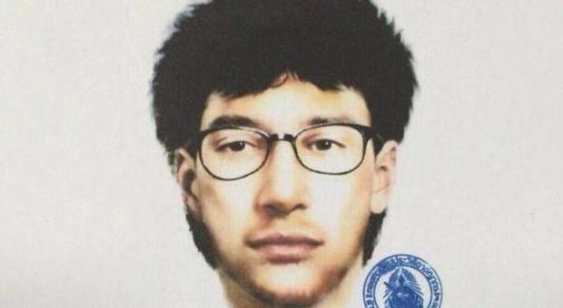 Bangkok, diffuso l'identikit attentatore: capelli neri e occhiali. Su di lui taglia da 25mila euro