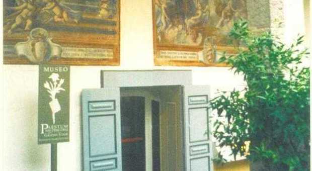 Museo del Grand Tour sfrattato, a Capaccio-Paestum due cortei contro la chiusura
