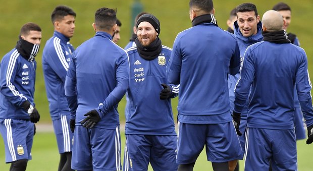 Nazionale, l'Italia scopre Messi