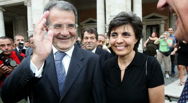 Romano Prodi, morta la moglie Flavia Franzoni. L'annuncio della famiglia «con enorme dolore»