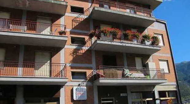 Il condominio dell'accoltellamento ad Aosta (da aostasera.it)