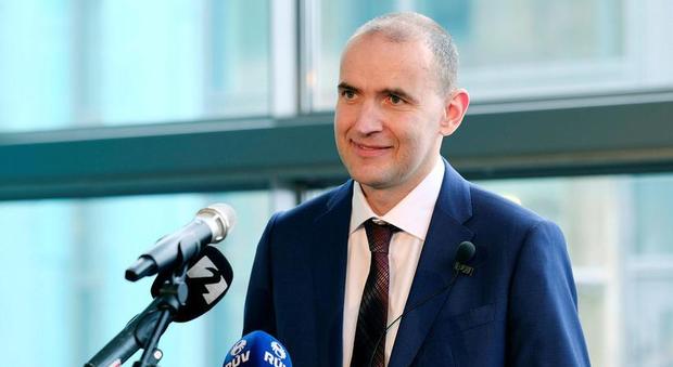 Islanda, Johannesson è il nuovo presidente: domani in Francia per sostenere la nazionale