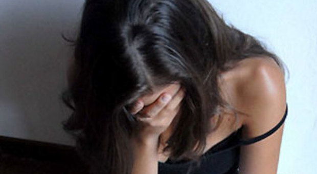 Lecce, 15enne violentata la notte di San Lorenzo in tenda: uno degli immigrati denunciati vive a Roma