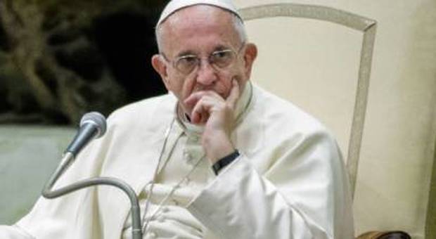 Accuse di eresia a Papa Bergoglio, tra i firmatari c'è anche un religioso di Sarno