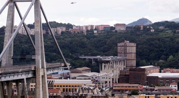 Maxi inchiesta sul crollo del ponte di Genova, primo scoglio per i pm: la concessione è segreta