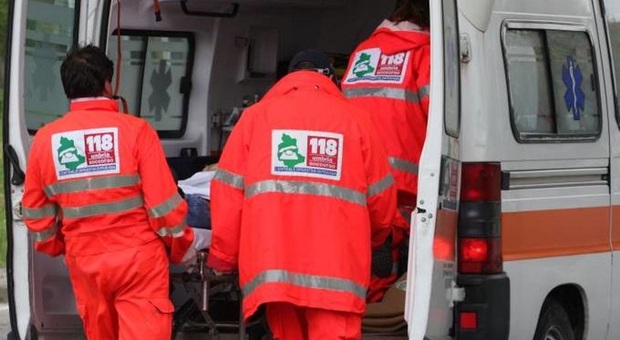 Abruzzo, incidente tra due auto: un morto e due feriti