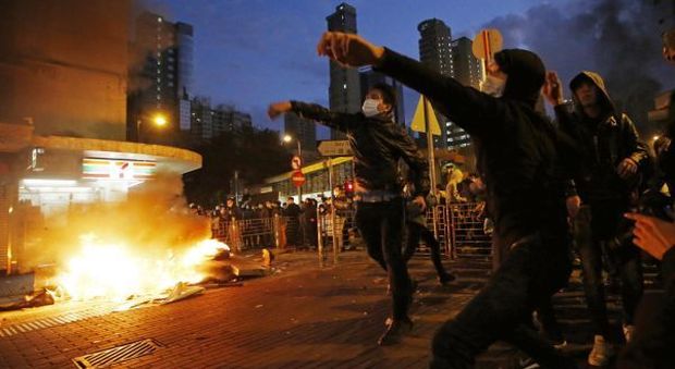 La guerre delle polpette scuote Hong Hong